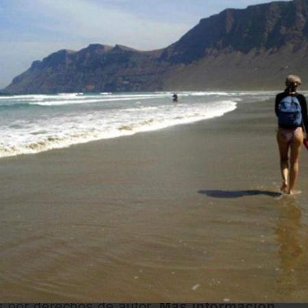 Apartamento Suite Blue Sea Famara Bagian luar foto