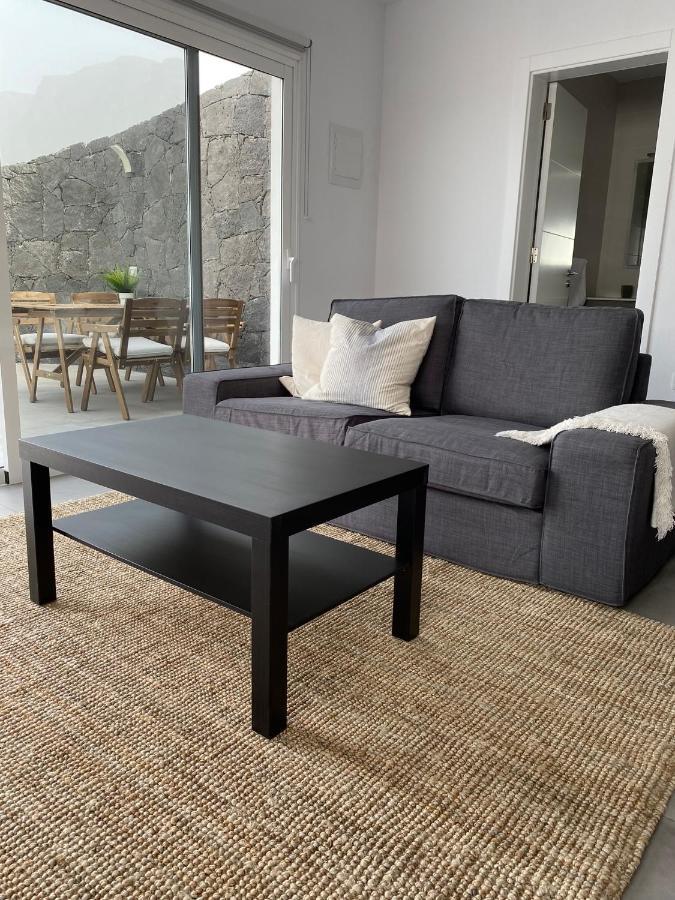 Apartamento Suite Blue Sea Famara Bagian luar foto